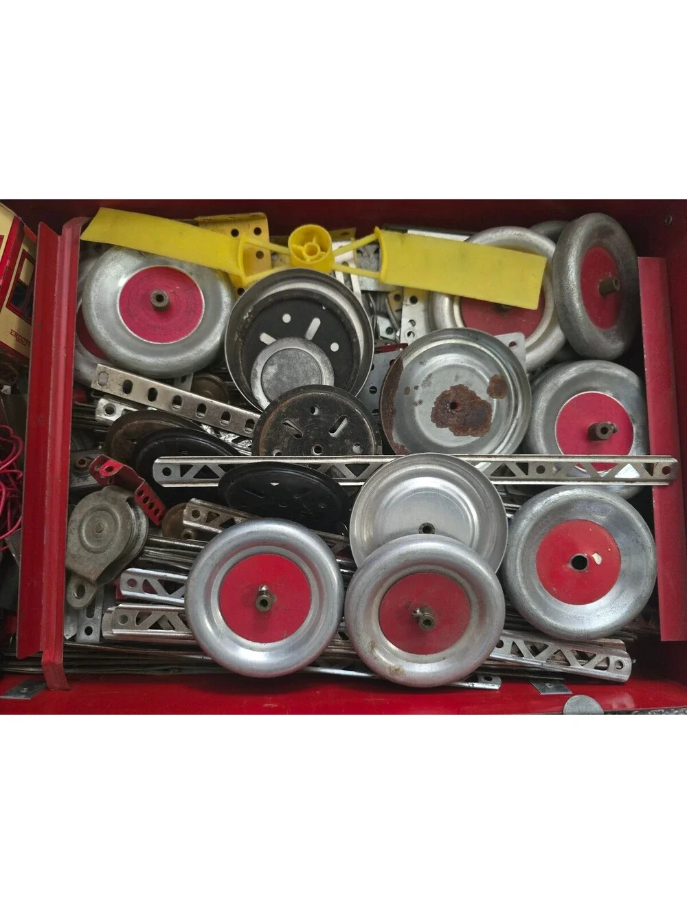 Gilbert Erector No. 10051 Electric Engine Set Vintage Construction Toy